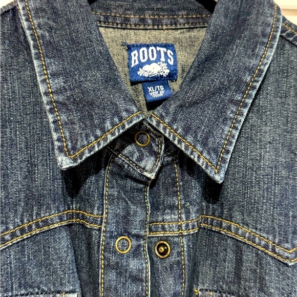 👕💙 Vintage ROOTS Authentic Demin Jean Shirt with Push Buttons - size XL👕💙 - Picture 6 of 16